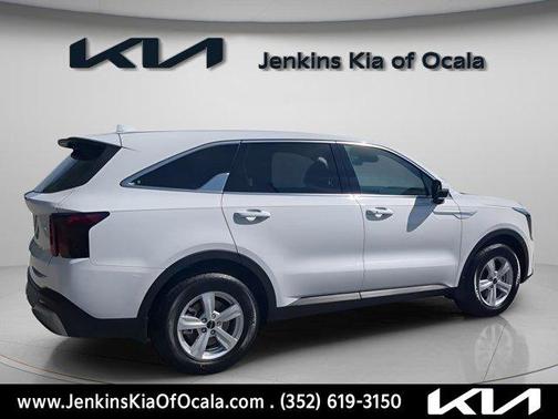 2026 Kia Sorento LX