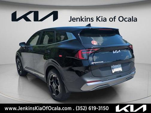 Ebony Black 2026 Kia Sportage EX