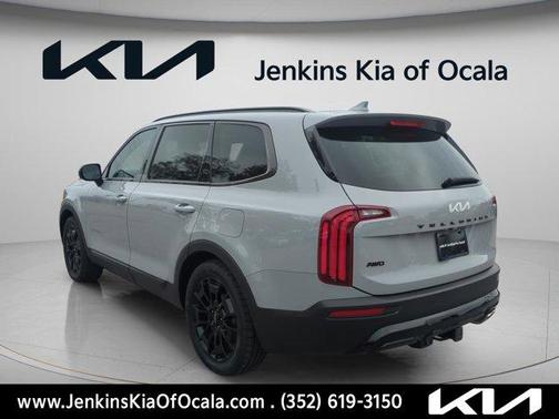 Wolf Gray 2022 Kia Telluride SX