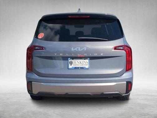 2025 Kia Telluride LX