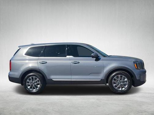 2025 Kia Telluride LX