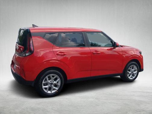 2025 Kia Soul S