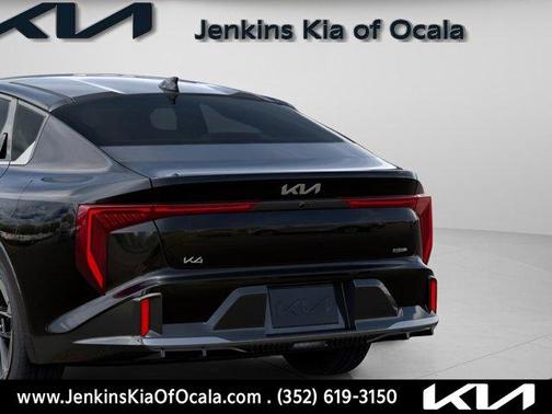 2026 Kia K4 GT-LINE