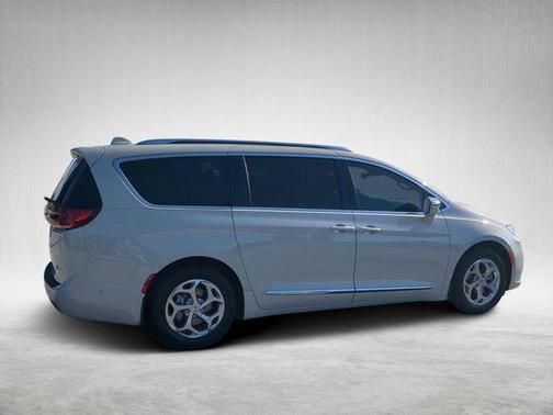 2021 Chrysler Pacifica Hybrid Limited