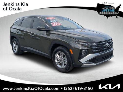 2025 Hyundai TUCSON SE