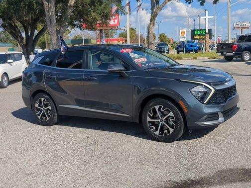 2023 Kia Sportage EX