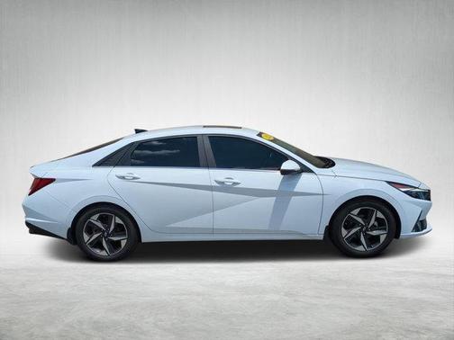 2023 Hyundai ELANTRA HEV Limited