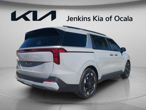 Ceramic Silver 2026 Kia Carnival EX