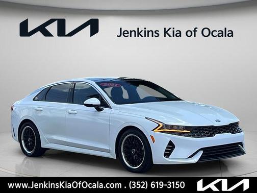 Glacial White Pearl 2021 Kia K5 EX