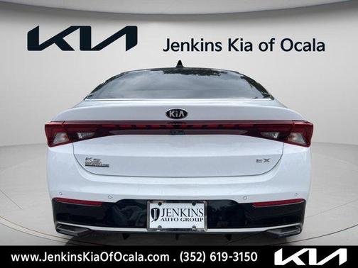Glacial White Pearl 2021 Kia K5 EX