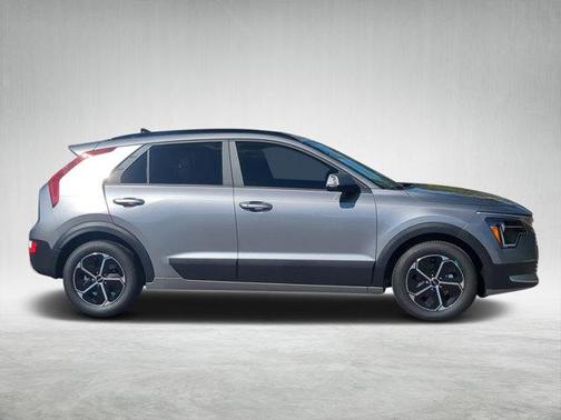 2025 Kia Niro Plug-In Hybrid EX
