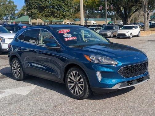 2020 Ford Escape Titanium Hybrid