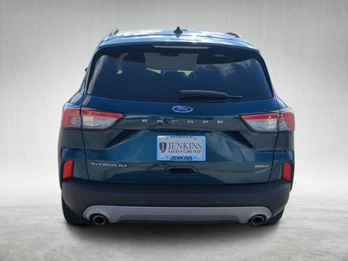 2020 Ford Escape Titanium Hybrid