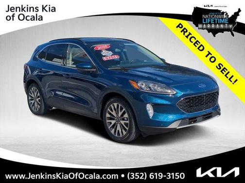 2020 Ford Escape Titanium Hybrid