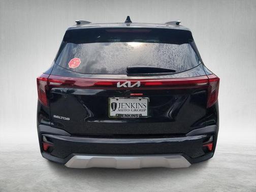 2025 Kia Seltos EX