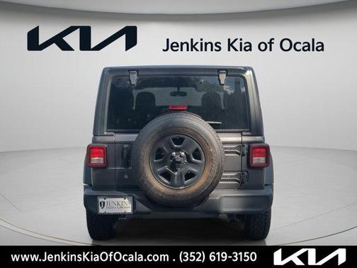 Granite Crystal Clearcoat Metallic 2018 Jeep Wrangler Sport
