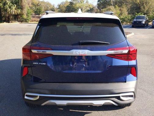 2022 Kia Seltos S