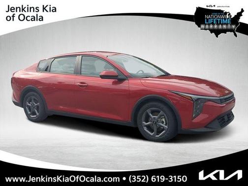2025 Kia K4 LXS