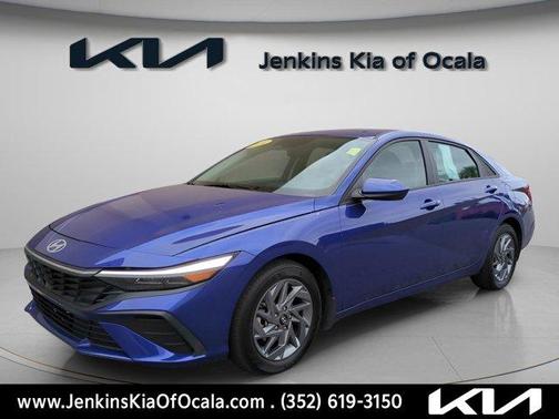 2024 Hyundai ELANTRA SEL