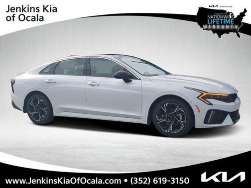2025 Kia K5 GT-Line