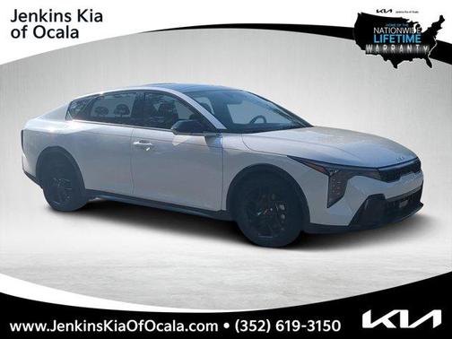 2025 Kia K4 GT-Line Turbo