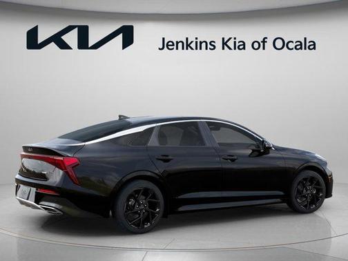 Aurora Black Pearl 2026 Kia K5 GT-Line