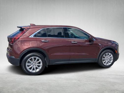 2023 Cadillac XT4 Luxury