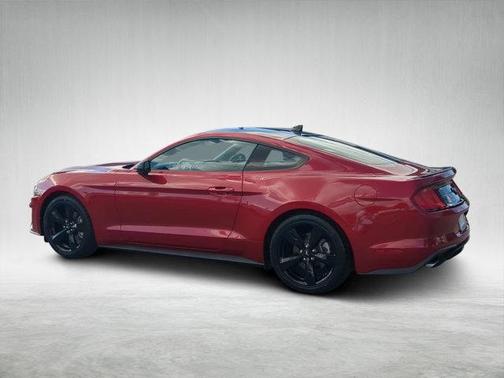 2023 Ford Mustang EcoBoost