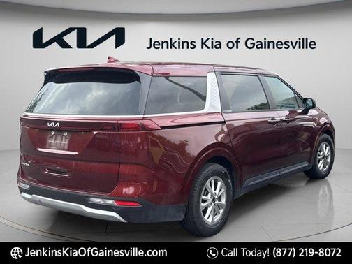 Flare Red 2024 Kia Carnival LX