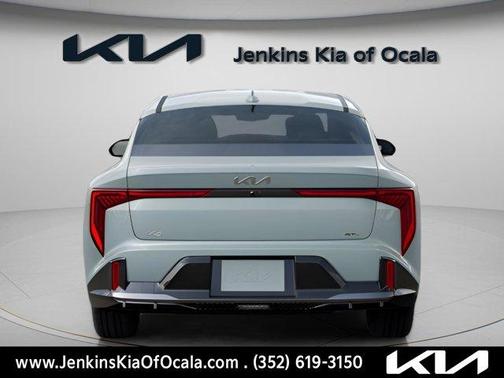 2026 Kia K4 GT-LINE