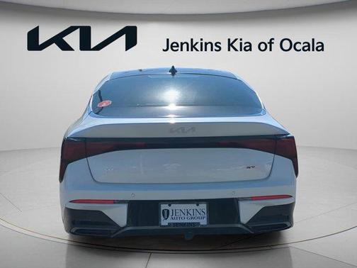 Snow White Pearl 2026 Kia K5 GT-Line