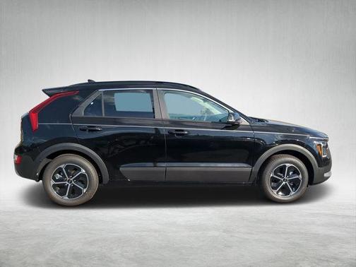2025 Kia Niro EX