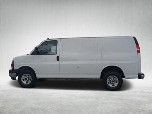 2024 GMC Savana 2500 Work Van