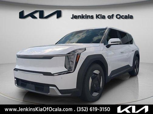 2026 Kia EV9 Light Long Range