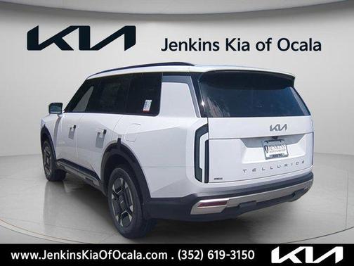 Glacial White Pearl 2027 Kia Telluride EX