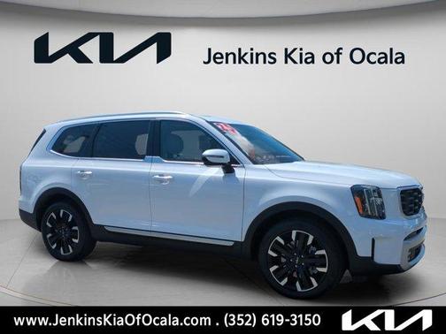 Glacial White Pearl 2025 Kia Telluride SX