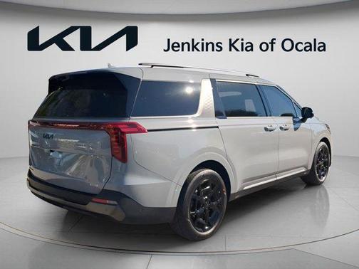 Ceramic Silver 2026 Kia Carnival Hybrid SX Prestige