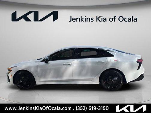 Snow White Pearl 2026 Kia K5 GT-Line