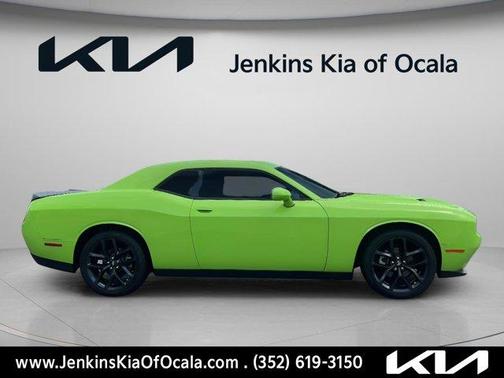 Sublime Clearcoat Metallic 2023 Dodge Challenger SXT