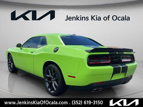 Sublime Clearcoat Metallic 2023 Dodge Challenger SXT