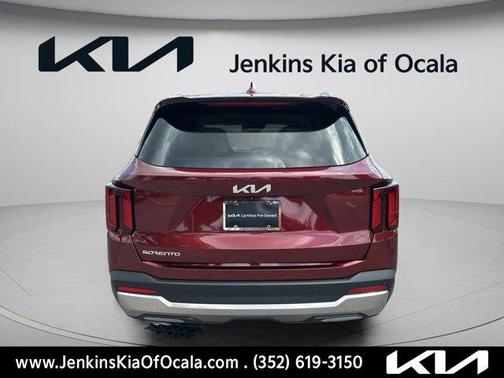 Red 2024 Kia Sorento SX