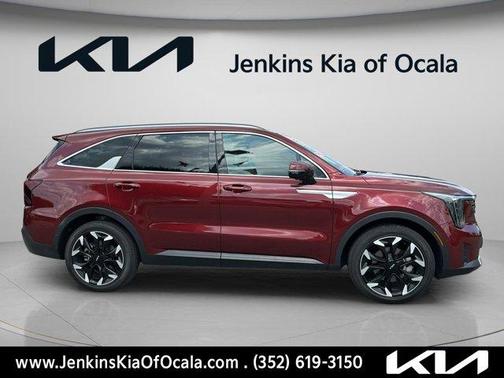 Red 2024 Kia Sorento SX