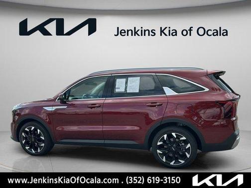 Red 2024 Kia Sorento SX
