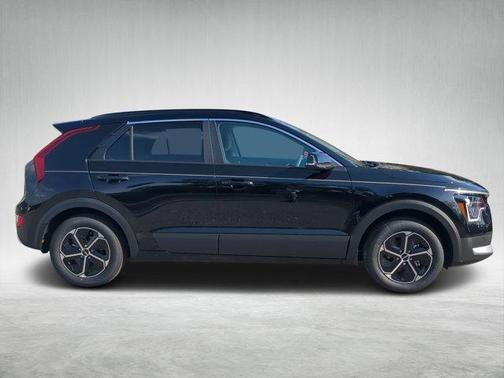 2025 Kia Niro EX