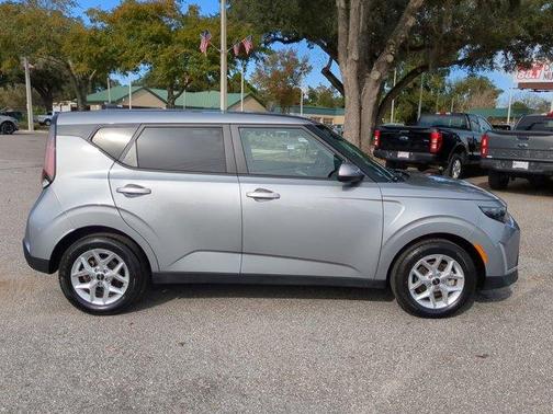 Steel Gray 2023 Kia Soul LX