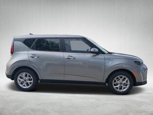 2025 Kia Soul S