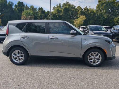 2025 Kia Soul S