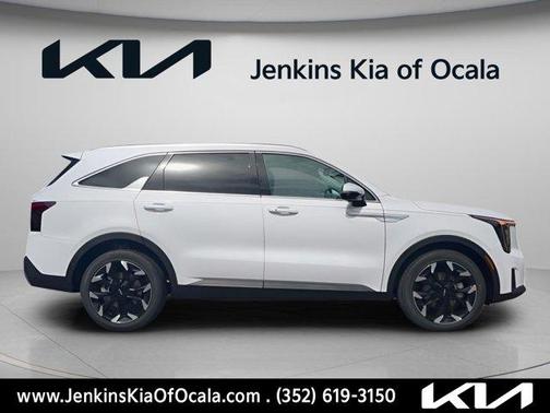 Glacial White Pearl 2026 Kia Sorento SX