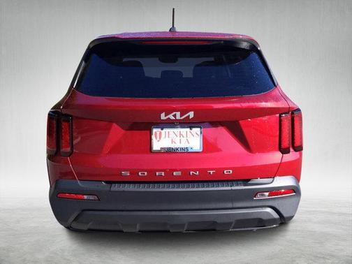 2022 Kia Sorento LX