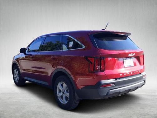 2022 Kia Sorento LX